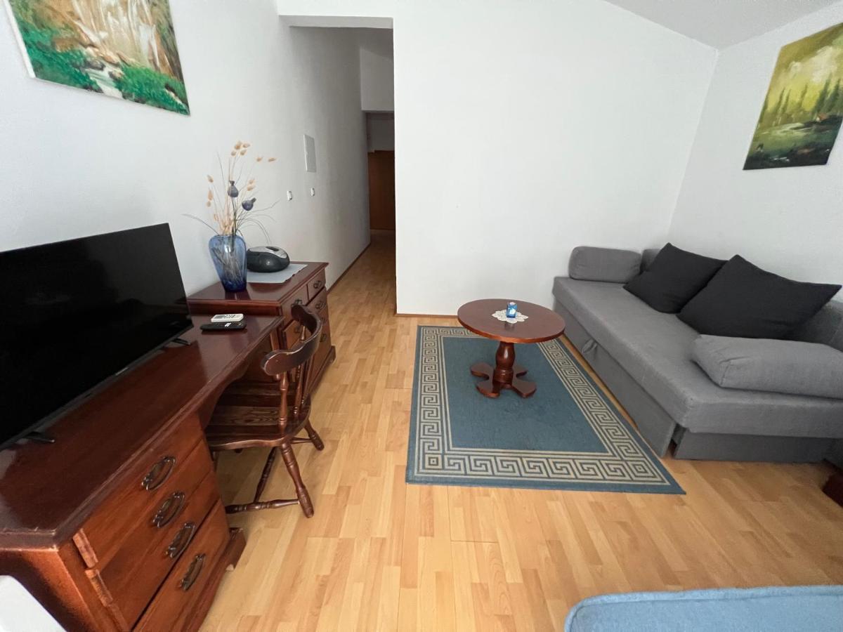 Apartments Akiki Karlobag Extérieur photo